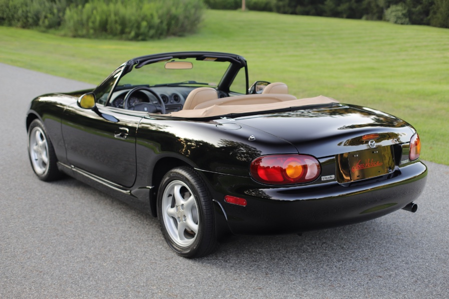 2000 Mazda MX-5 Miata 2dr Conv Base Manual, available for sale in North Salem, New York | Meccanic Shop North Inc. North Salem, New York 2000 Mazda MX-5 Miata 2dr Conv Base Manual, available for sale in North Salem, New York | Meccanic Shop North Inc. North Salem, New York