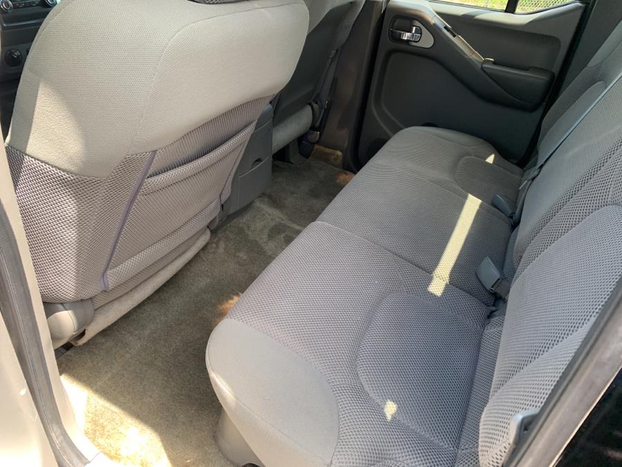 Used Nissan Frontier 4WD Crew Cab LWB Auto SV 2011 | Dealertown Auto Wholesalers. Milford, Connecticut Used Nissan Frontier 4WD Crew Cab LWB Auto SV 2011 | Dealertown Auto Wholesalers. Milford, Connecticut
