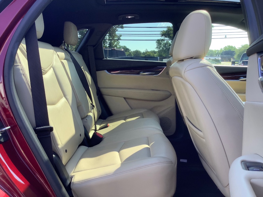 Used Cadillac XT5 AWD 4dr Luxury 2017 | Marsh Auto Sales LLC. Ortonville, Michigan Used Cadillac XT5 AWD 4dr Luxury 2017 | Marsh Auto Sales LLC. Ortonville, Michigan