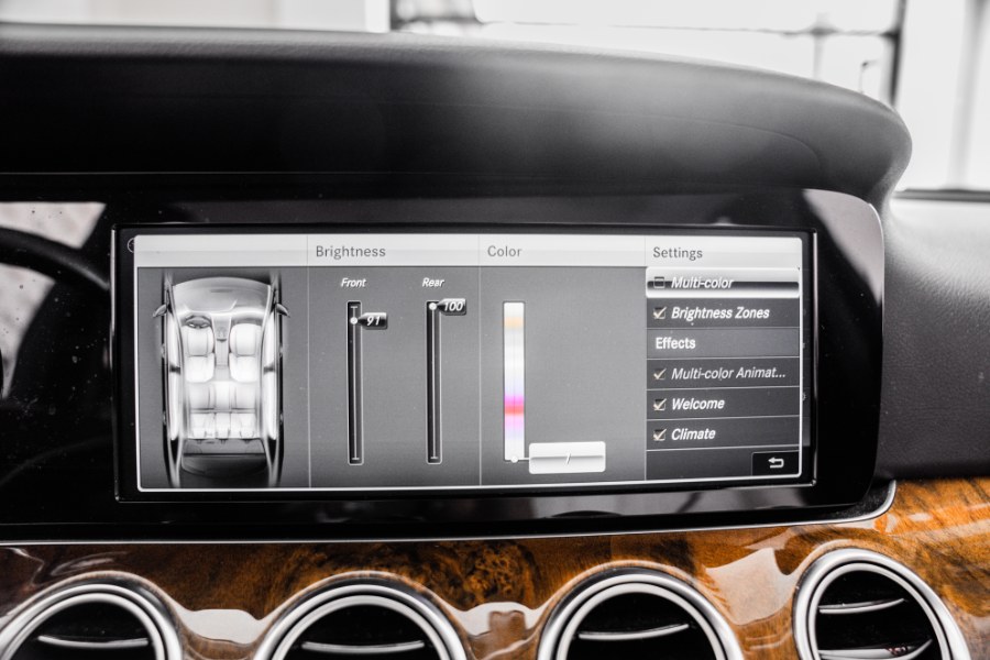 Used Mercedes-Benz E-Class E 300 4MATIC Sedan 2018 | 26 Motors Corp. Bronx, New York Used Mercedes-Benz E-Class E 300 4MATIC Sedan 2018 | 26 Motors Corp. Bronx, New York