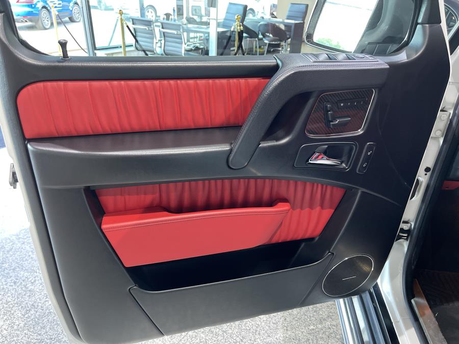Used Mercedes-Benz G-Class G 550 4MATIC SUV 2018 | Dream Car Gallery. Woodbury, New York Used Mercedes-Benz G-Class G 550 4MATIC SUV 2018 | Dream Car Gallery. Woodbury, New York