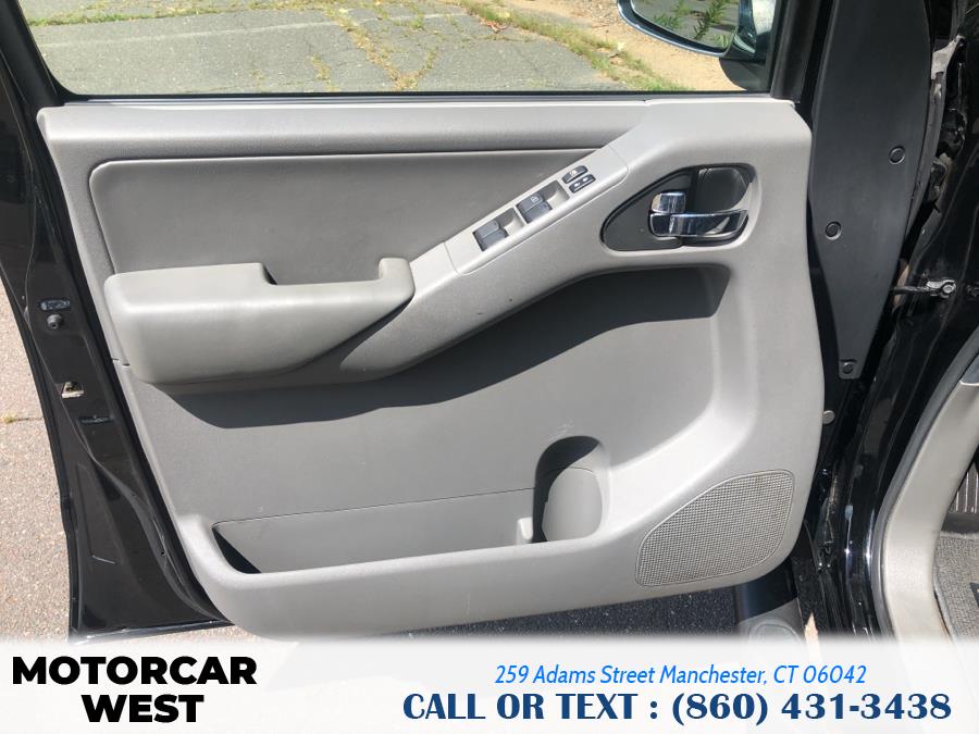 2012 Nissan Frontier 4WD Crew Cab SL, available for sale in Manchester, Connecticut | Motorcar West. Manchester, Connecticut 2012 Nissan Frontier 4WD Crew Cab SL, available for sale in Manchester, Connecticut | Motorcar West. Manchester, Connecticut