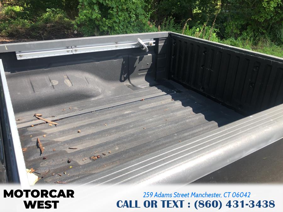 2012 Nissan Frontier 4WD Crew Cab SL, available for sale in Manchester, Connecticut | Motorcar West. Manchester, Connecticut 2012 Nissan Frontier 4WD Crew Cab SL, available for sale in Manchester, Connecticut | Motorcar West. Manchester, Connecticut