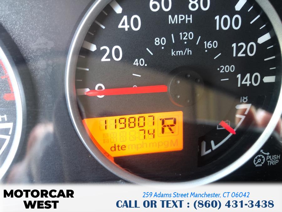 2012 Nissan Frontier 4WD Crew Cab SL, available for sale in Manchester, Connecticut | Motorcar West. Manchester, Connecticut 2012 Nissan Frontier 4WD Crew Cab SL, available for sale in Manchester, Connecticut | Motorcar West. Manchester, Connecticut