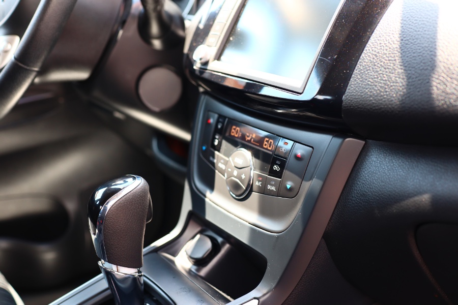 Used Nissan Sentra SV CVT *Ltd Avail* 2019 | Hillside Auto Mall Inc.. Jamaica, New York Used Nissan Sentra SV CVT *Ltd Avail* 2019 | Hillside Auto Mall Inc.. Jamaica, New York