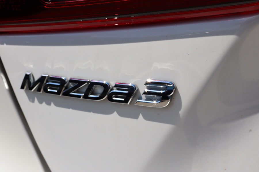 Used Mazda Mazda3 4-Door Sport Auto 2018 | Hillside Auto Mall Inc.. Jamaica, New York Used Mazda Mazda3 4-Door Sport Auto 2018 | Hillside Auto Mall Inc.. Jamaica, New York