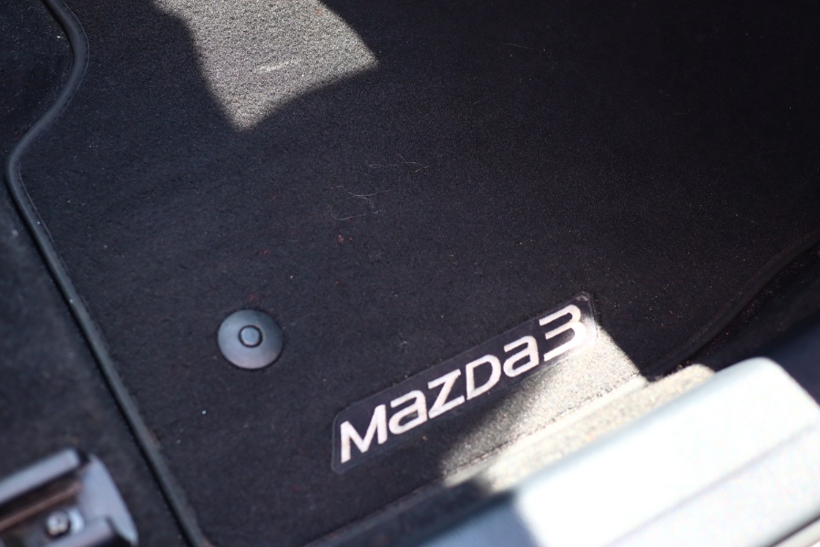 Used Mazda Mazda3 4-Door Sport Auto 2018 | Hillside Auto Mall Inc.. Jamaica, New York Used Mazda Mazda3 4-Door Sport Auto 2018 | Hillside Auto Mall Inc.. Jamaica, New York