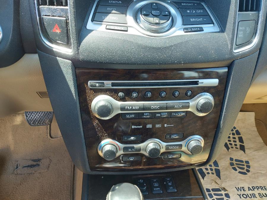 2010 Nissan Maxima 4dr Sdn V6 CVT 3.5 SV w/Premium Pkg, available for sale in West Hartford, Connecticut | Chadrad Motors llc. West Hartford, Connecticut 2010 Nissan Maxima 4dr Sdn V6 CVT 3.5 SV w/Premium Pkg, available for sale in West Hartford, Connecticut | Chadrad Motors llc. West Hartford, Connecticut
