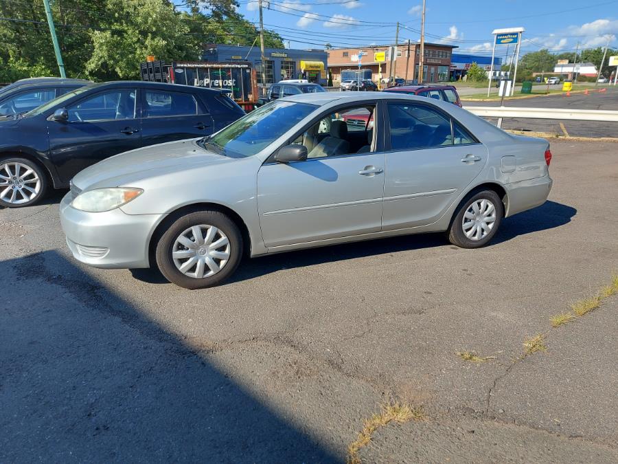 2006 Toyota Camry 4dr Sdn LE Auto, available for sale in West Hartford, Connecticut | Chadrad Motors llc. West Hartford, Connecticut 2006 Toyota Camry 4dr Sdn LE Auto, available for sale in West Hartford, Connecticut | Chadrad Motors llc. West Hartford, Connecticut