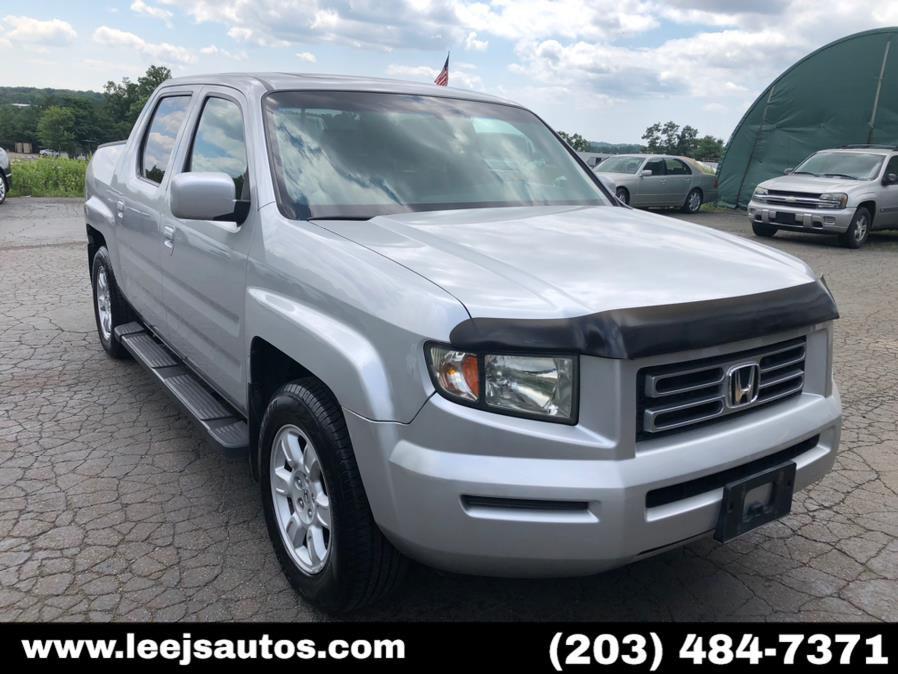 2007 Honda Ridgeline 4WD Crew Cab RTL w/Leather & Navi, available for sale in North Branford, Connecticut | LeeJ's Auto Sales & Service. North Branford, Connecticut