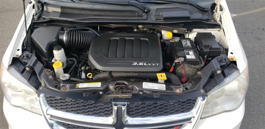 Used Dodge Grand Caravan 4dr Wgn American Value Pkg 2013 | Victoria Preowned Autos Inc. Little Ferry, New Jersey Used Dodge Grand Caravan 4dr Wgn American Value Pkg 2013 | Victoria Preowned Autos Inc. Little Ferry, New Jersey
