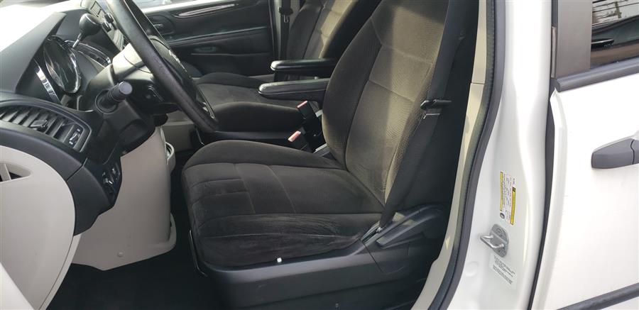 Used Dodge Grand Caravan 4dr Wgn American Value Pkg 2013 | Victoria Preowned Autos Inc. Little Ferry, New Jersey Used Dodge Grand Caravan 4dr Wgn American Value Pkg 2013 | Victoria Preowned Autos Inc. Little Ferry, New Jersey