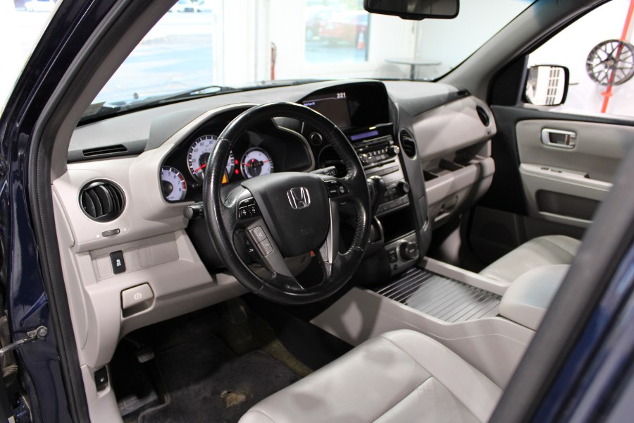 Used Honda Pilot 4WD 4dr EX-L w/RES 2015 | Auto Gallery. Lodi, New Jersey Used Honda Pilot 4WD 4dr EX-L w/RES 2015 | Auto Gallery. Lodi, New Jersey