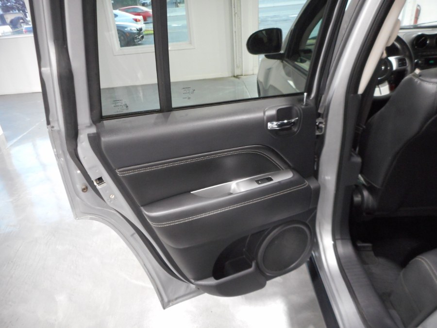 Used Jeep Compass 4WD 4dr High Altitude Edition 2015 | Auto Gallery. Lodi, New Jersey Used Jeep Compass 4WD 4dr High Altitude Edition 2015 | Auto Gallery. Lodi, New Jersey