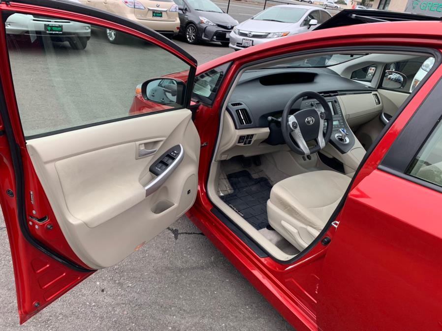 Used Toyota Prius Three Solar Roof Pkg 2010 | Green Light Auto Wholesale. Daly City, California Used Toyota Prius Three Solar Roof Pkg 2010 | Green Light Auto Wholesale. Daly City, California