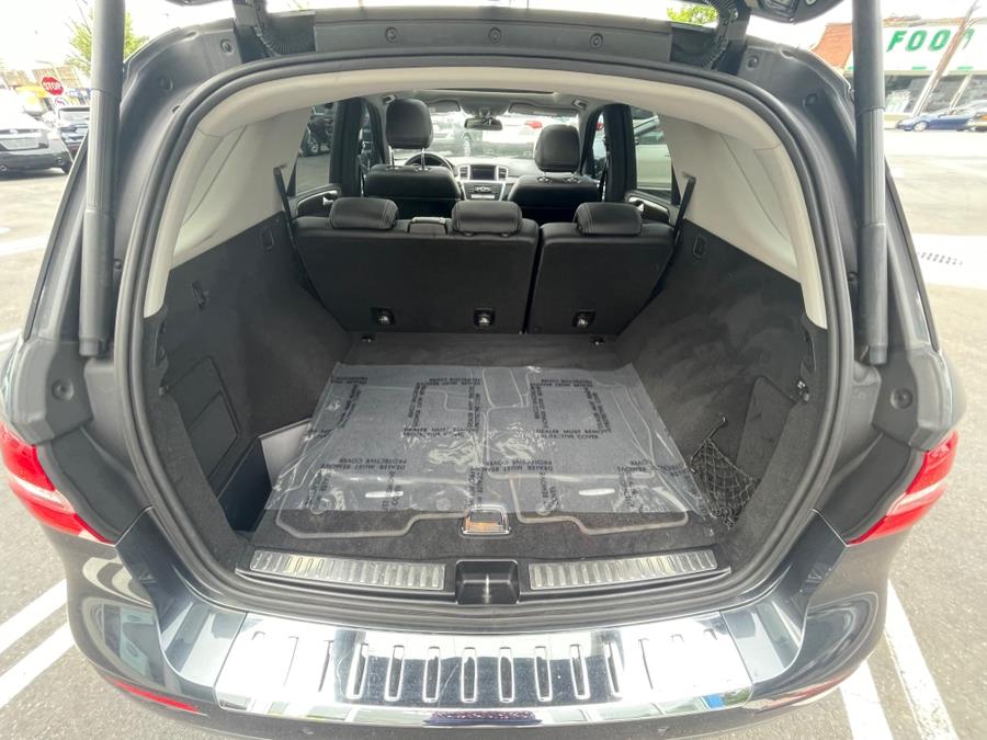 2014 Mercedes-Benz M-Class 4MATIC 4dr ML350, available for sale in Elmont, New York | Sunrise of Elmont. Elmont, New York 2014 Mercedes-Benz M-Class 4MATIC 4dr ML350, available for sale in Elmont, New York | Sunrise of Elmont. Elmont, New York