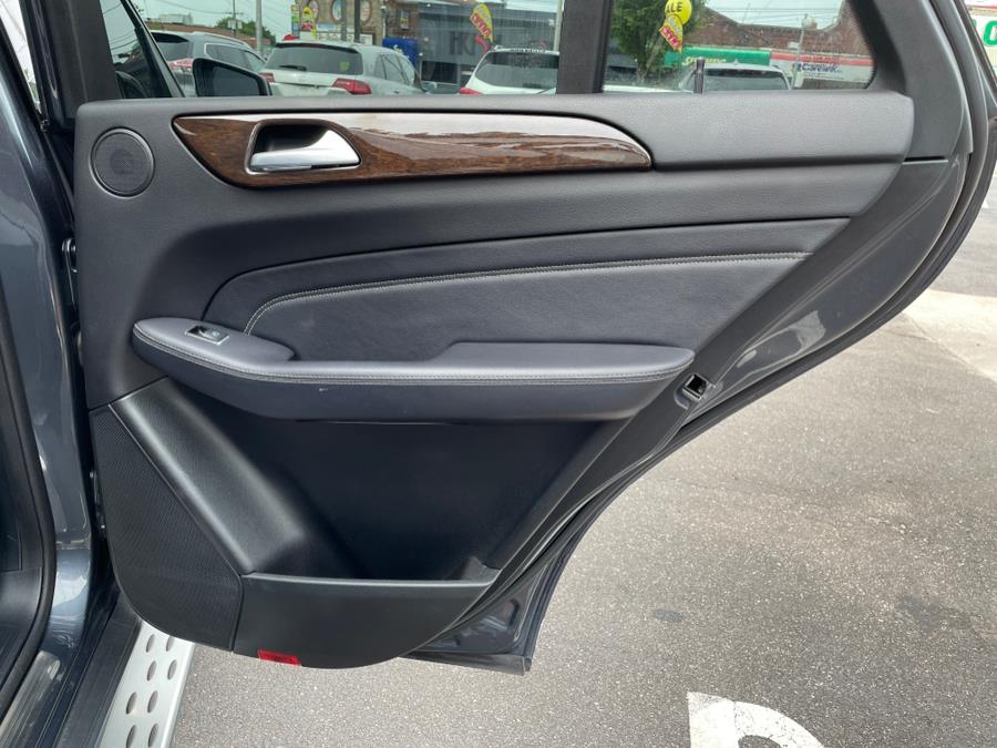 2014 Mercedes-Benz M-Class 4MATIC 4dr ML350, available for sale in Elmont, New York | Sunrise of Elmont. Elmont, New York 2014 Mercedes-Benz M-Class 4MATIC 4dr ML350, available for sale in Elmont, New York | Sunrise of Elmont. Elmont, New York