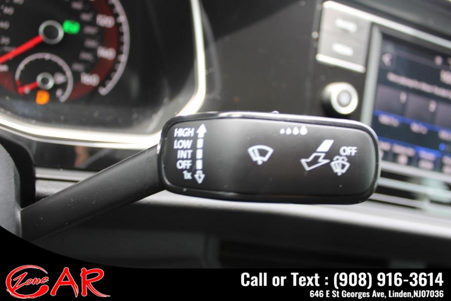 Used Volkswagen Jetta SEL Auto w/SULEV 2020 | Car Zone. Linden, New Jersey Used Volkswagen Jetta SEL Auto w/SULEV 2020 | Car Zone. Linden, New Jersey