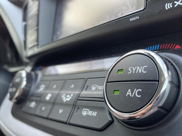 Used Toyota Rav4 XLE 2018 | Blasius Federal Road. Brookfield, Connecticut Used Toyota Rav4 XLE 2018 | Blasius Federal Road. Brookfield, Connecticut