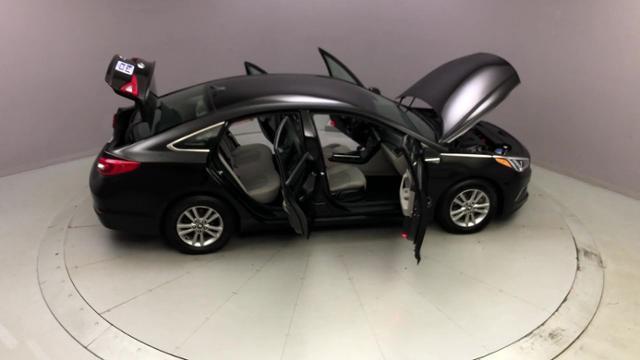 2016 Hyundai Sonata 4dr Sdn 2.4L SE, available for sale in Naugatuck, Connecticut | J&M Automotive Sls&Svc LLC. Naugatuck, Connecticut 2016 Hyundai Sonata 4dr Sdn 2.4L SE, available for sale in Naugatuck, Connecticut | J&M Automotive Sls&Svc LLC. Naugatuck, Connecticut