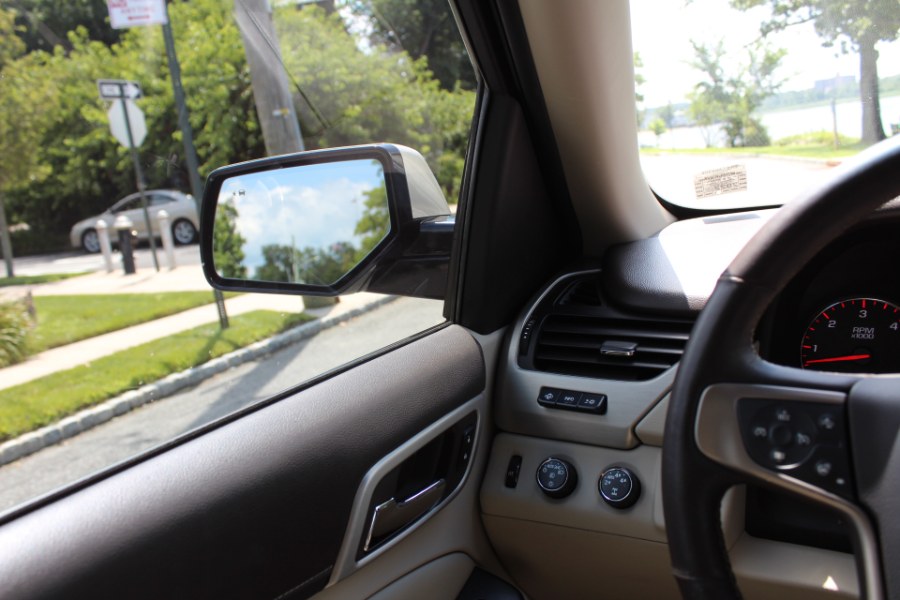 2016 GMC Yukon XL 4WD 4dr Denali, available for sale in Great Neck, New York | Great Neck Car Buyers & Sellers. Great Neck, New York 2016 GMC Yukon XL 4WD 4dr Denali, available for sale in Great Neck, New York | Great Neck Car Buyers & Sellers. Great Neck, New York
