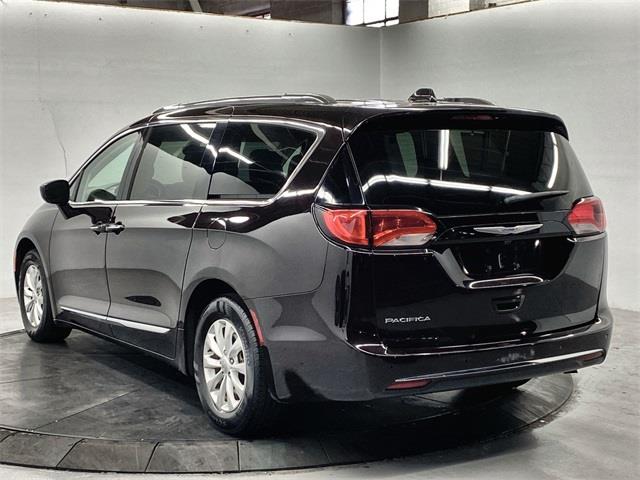 Used Chrysler Pacifica Touring L Plus 2018 | Eastchester Motor Cars. Bronx, New York Used Chrysler Pacifica Touring L Plus 2018 | Eastchester Motor Cars. Bronx, New York