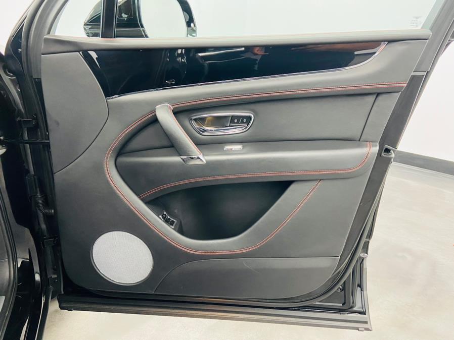 Used Bentley Bentayga W12 Signature AWD 2018 | East Coast Auto Group. Linden, New Jersey Used Bentley Bentayga W12 Signature AWD 2018 | East Coast Auto Group. Linden, New Jersey