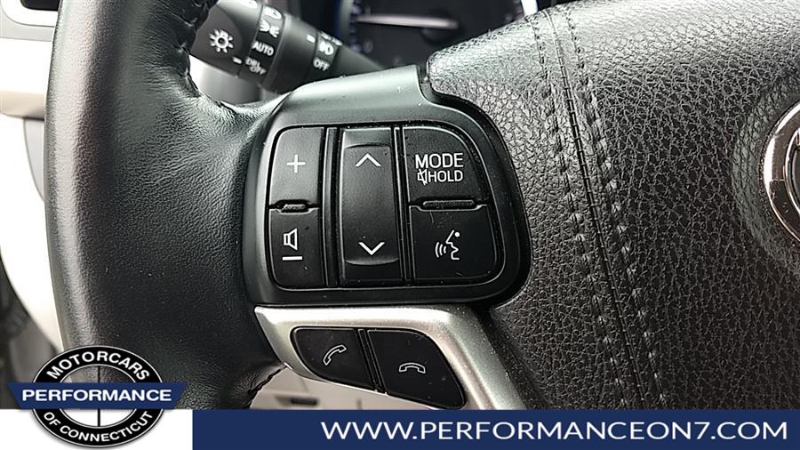 Used Toyota Highlander XLE V6 AWD (Natl) 2018 | Performance Motor Cars Of Connecticut LLC. Wilton, Connecticut Used Toyota Highlander XLE V6 AWD (Natl) 2018 | Performance Motor Cars Of Connecticut LLC. Wilton, Connecticut