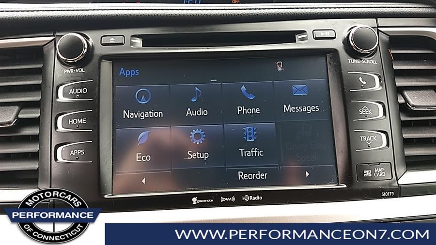 Used Toyota Highlander XLE V6 AWD (Natl) 2018 | Performance Motor Cars Of Connecticut LLC. Wilton, Connecticut Used Toyota Highlander XLE V6 AWD (Natl) 2018 | Performance Motor Cars Of Connecticut LLC. Wilton, Connecticut