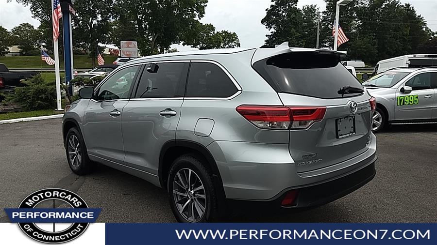 Used Toyota Highlander XLE V6 AWD (Natl) 2018 | Performance Motor Cars Of Connecticut LLC. Wilton, Connecticut Used Toyota Highlander XLE V6 AWD (Natl) 2018 | Performance Motor Cars Of Connecticut LLC. Wilton, Connecticut