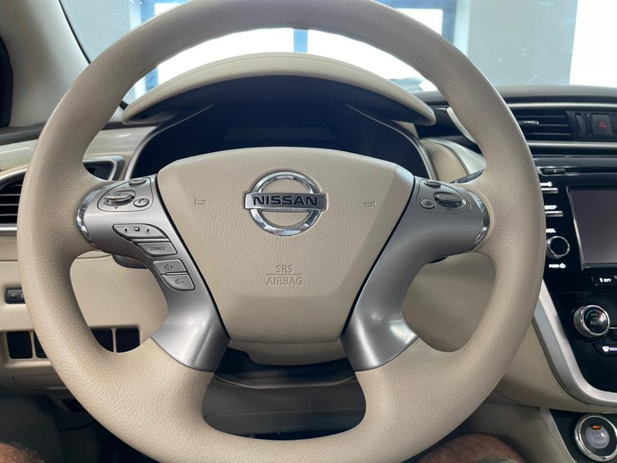 2015 Nissan Murano FWD 4dr S, available for sale in Inwood, New York | 5 Towns Drive. Inwood, New York 2015 Nissan Murano FWD 4dr S, available for sale in Inwood, New York | 5 Towns Drive. Inwood, New York