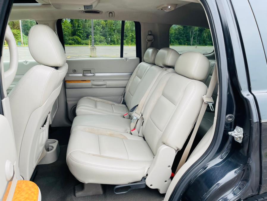 2008 Chrysler Aspen AWD 4dr Limited, available for sale in New Britain, Connecticut | Supreme Automotive. New Britain, Connecticut 2008 Chrysler Aspen AWD 4dr Limited, available for sale in New Britain, Connecticut | Supreme Automotive. New Britain, Connecticut
