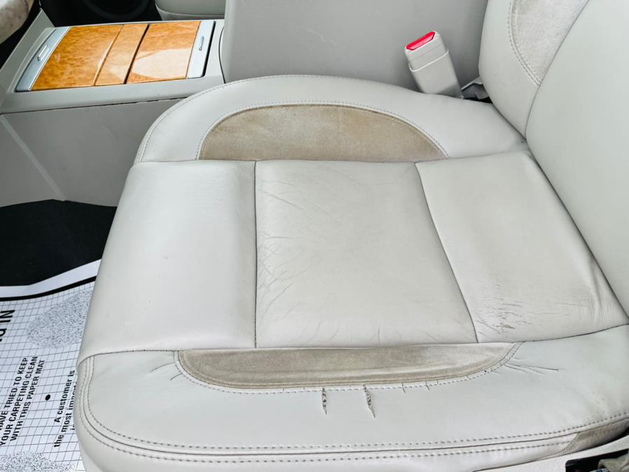 2008 Chrysler Aspen AWD 4dr Limited, available for sale in New Britain, Connecticut | Supreme Automotive. New Britain, Connecticut 2008 Chrysler Aspen AWD 4dr Limited, available for sale in New Britain, Connecticut | Supreme Automotive. New Britain, Connecticut