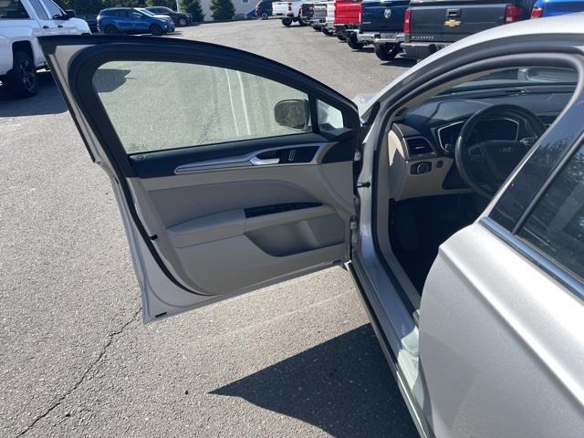 Used Ford Fusion SE 2019 | Blasius Federal Road. Brookfield, Connecticut Used Ford Fusion SE 2019 | Blasius Federal Road. Brookfield, Connecticut