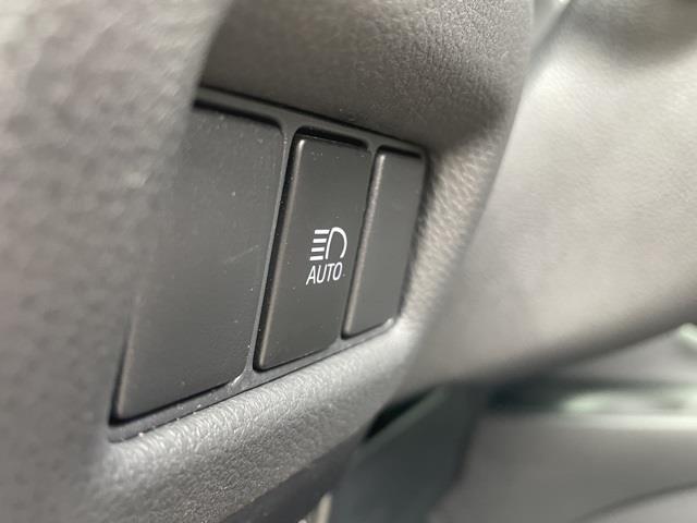 Used Toyota C-hr XLE 2019 | Blasius Federal Road. Brookfield, Connecticut Used Toyota C-hr XLE 2019 | Blasius Federal Road. Brookfield, Connecticut