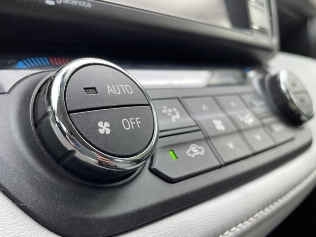Used Toyota Rav4 XLE 2018 | Blasius Federal Road. Brookfield, Connecticut Used Toyota Rav4 XLE 2018 | Blasius Federal Road. Brookfield, Connecticut