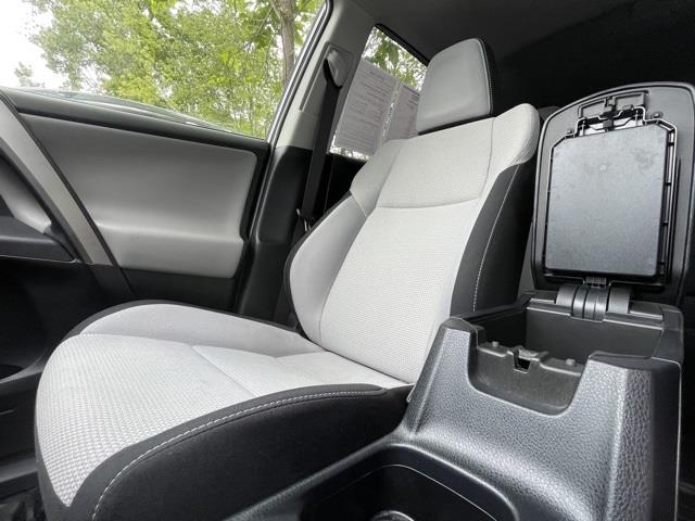 Used Toyota Rav4 XLE 2018 | Blasius Federal Road. Brookfield, Connecticut Used Toyota Rav4 XLE 2018 | Blasius Federal Road. Brookfield, Connecticut