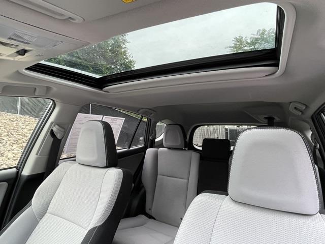 Used Toyota Rav4 XLE 2018 | Blasius Federal Road. Brookfield, Connecticut Used Toyota Rav4 XLE 2018 | Blasius Federal Road. Brookfield, Connecticut
