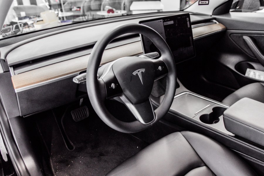 Used Tesla Model 3 Long Range AWD 2021 | 26 Motors Long Island. ELMONT, New York Used Tesla Model 3 Long Range AWD 2021 | 26 Motors Long Island. ELMONT, New York