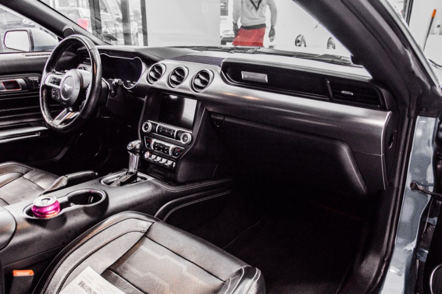 Used Ford Mustang EcoBoost Premium Convertible 2019 | 26 Motors Corp. Bronx, New York Used Ford Mustang EcoBoost Premium Convertible 2019 | 26 Motors Corp. Bronx, New York