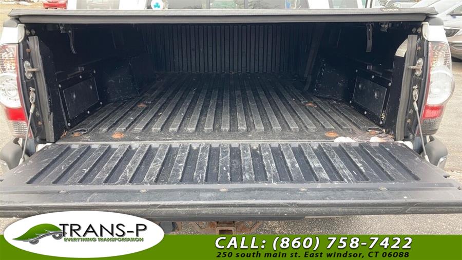 Used Toyota Tacoma V6 4x4 4dr Access Cab 6.1 ft SB 5A 2010 | Trans P LLC. East Windsor, Connecticut Used Toyota Tacoma V6 4x4 4dr Access Cab 6.1 ft SB 5A 2010 | Trans P LLC. East Windsor, Connecticut