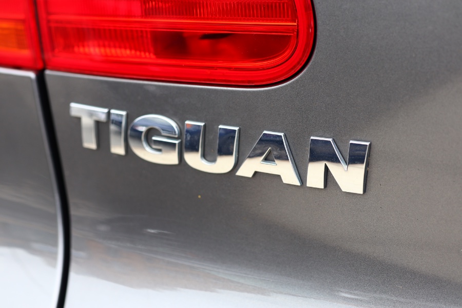 Used Volkswagen Tiguan 4MOTION 4dr Auto R-Line 2015 | Hillside Auto Mall Inc.. Jamaica, New York Used Volkswagen Tiguan 4MOTION 4dr Auto R-Line 2015 | Hillside Auto Mall Inc.. Jamaica, New York