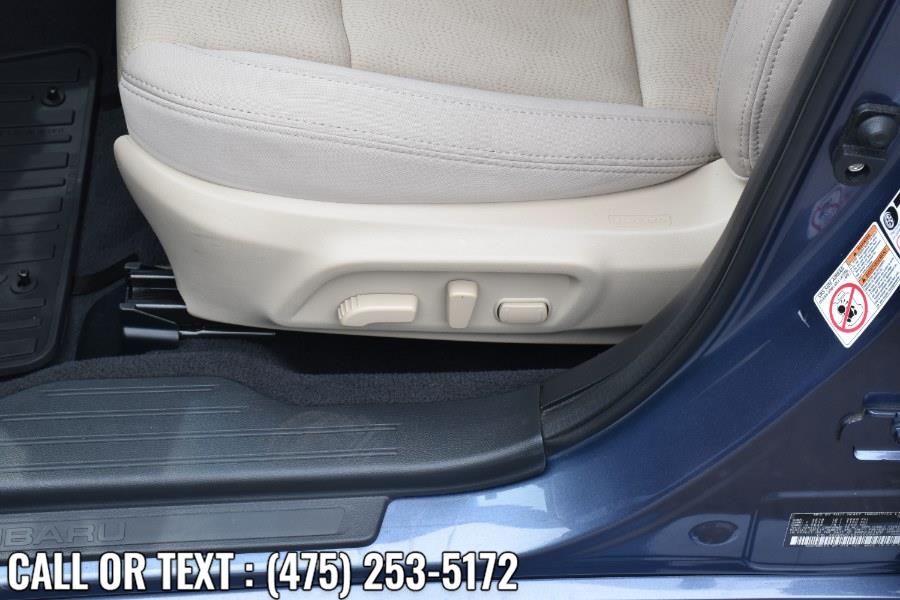 Used Subaru Legacy 2.5i Premium 2017 | Highline Car Connection. Waterbury, Connecticut Used Subaru Legacy 2.5i Premium 2017 | Highline Car Connection. Waterbury, Connecticut