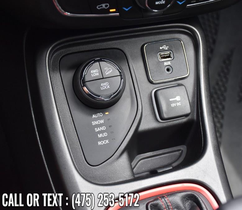 Used Jeep Compass Trailhawk 4x4 2017 | Highline Car Connection. Waterbury, Connecticut Used Jeep Compass Trailhawk 4x4 2017 | Highline Car Connection. Waterbury, Connecticut