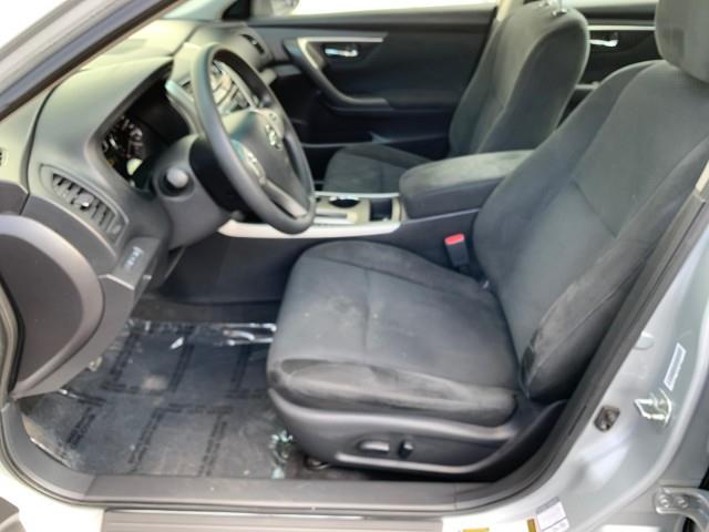 Used Nissan Altima 2.5 S 2015 | Valentine Motor Company. Forestville, Maryland Used Nissan Altima 2.5 S 2015 | Valentine Motor Company. Forestville, Maryland