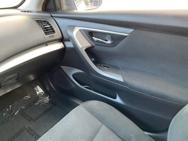 Used Nissan Altima 2.5 S 2015 | Valentine Motor Company. Forestville, Maryland Used Nissan Altima 2.5 S 2015 | Valentine Motor Company. Forestville, Maryland