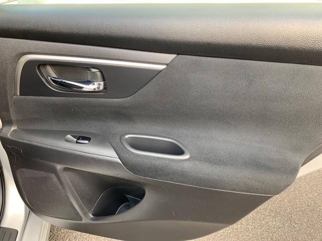 Used Nissan Altima 2.5 S 2015 | Valentine Motor Company. Forestville, Maryland Used Nissan Altima 2.5 S 2015 | Valentine Motor Company. Forestville, Maryland
