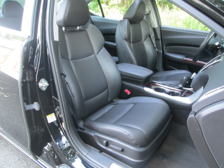 2015 Acura TLX 4dr Sdn FWD, available for sale in Levittown, Pennsylvania | Levittown Auto. Levittown, Pennsylvania 2015 Acura TLX 4dr Sdn FWD, available for sale in Levittown, Pennsylvania | Levittown Auto. Levittown, Pennsylvania