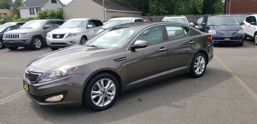 Used Kia Optima 4dr Sdn 2.0T Auto EX 2011 | Victoria Preowned Autos Inc. Little Ferry, New Jersey Used Kia Optima 4dr Sdn 2.0T Auto EX 2011 | Victoria Preowned Autos Inc. Little Ferry, New Jersey