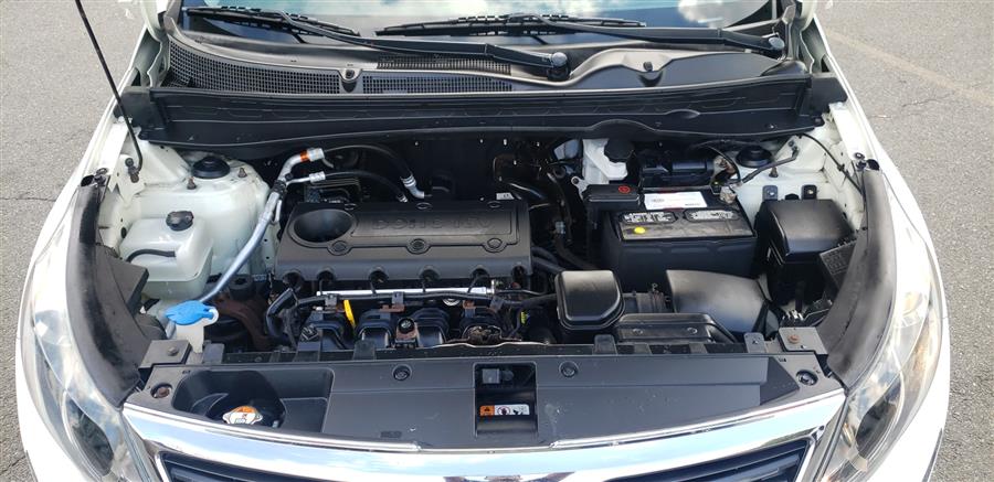 2013 Kia Sportage AWD 4dr LX, available for sale in Little Ferry, New Jersey | Victoria Preowned Autos Inc. Little Ferry, New Jersey 2013 Kia Sportage AWD 4dr LX, available for sale in Little Ferry, New Jersey | Victoria Preowned Autos Inc. Little Ferry, New Jersey